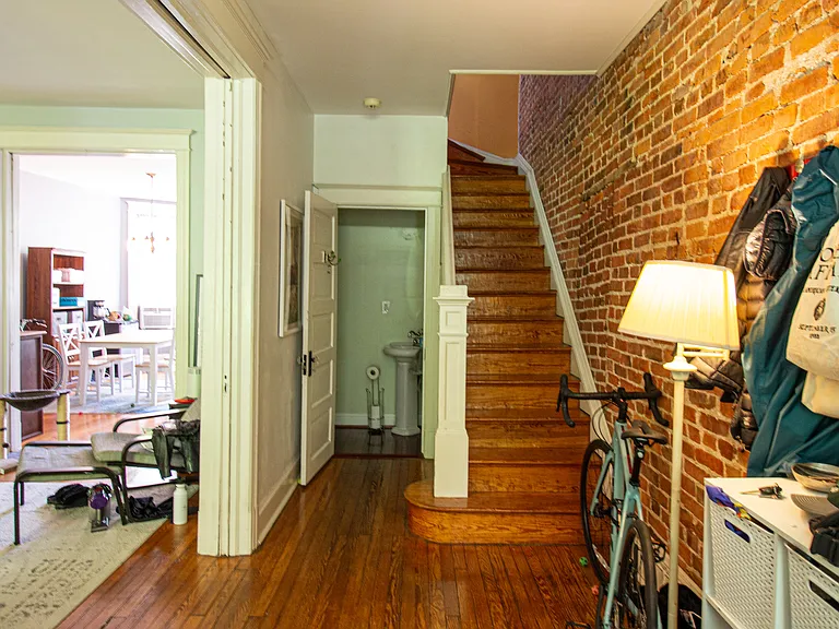 148 Adams St NW — Photo 22
