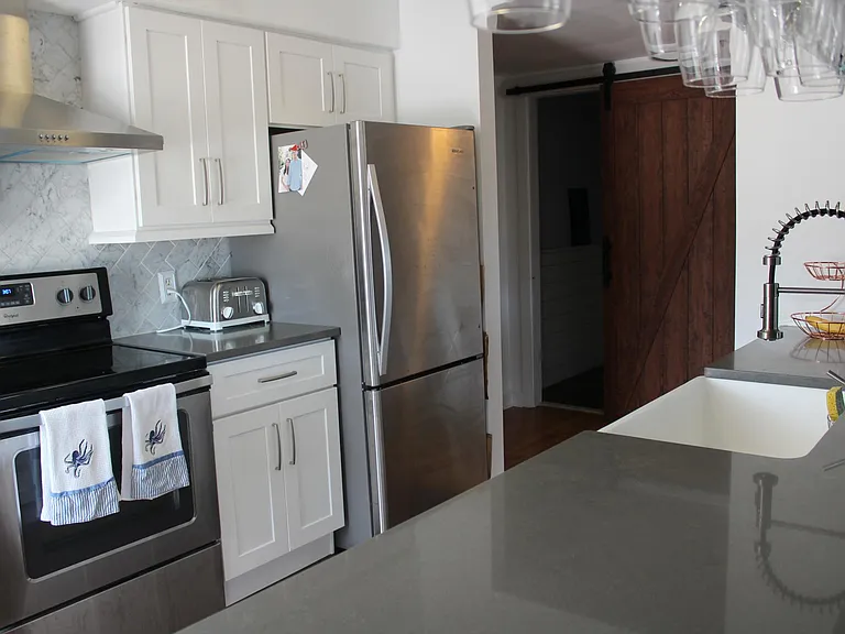134 Washington St #3 — Photo 2