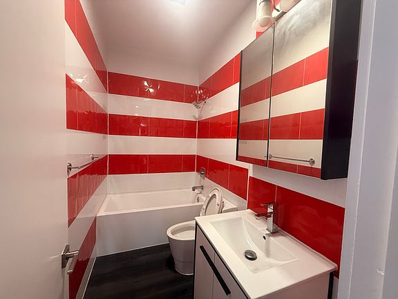 4th image of 739 Garfield Ave #1