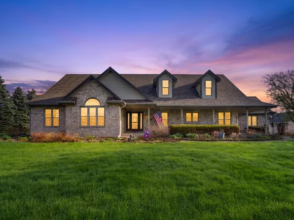 4290 Bell Tower PLACE, Hubertus, WI 53033