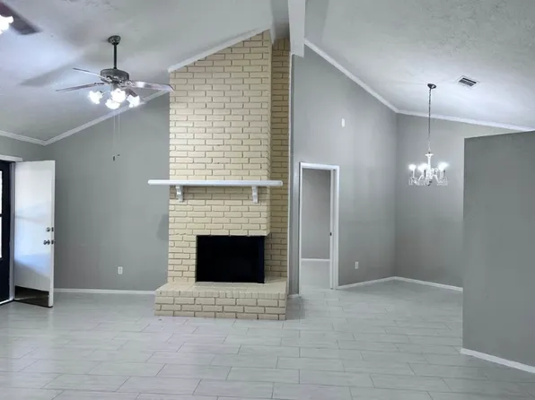 15103 Peachmeadow Ln, Channelview, TX 77530