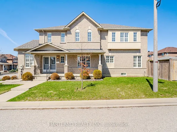 8 Westchester Cres, Markham, ON L6C 2X3