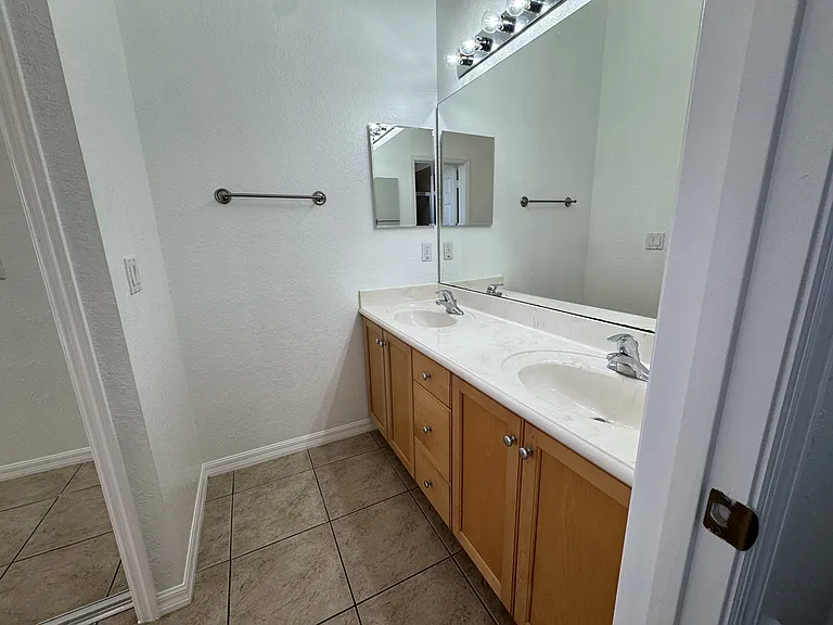 446 Caraway Dr — Photo 12