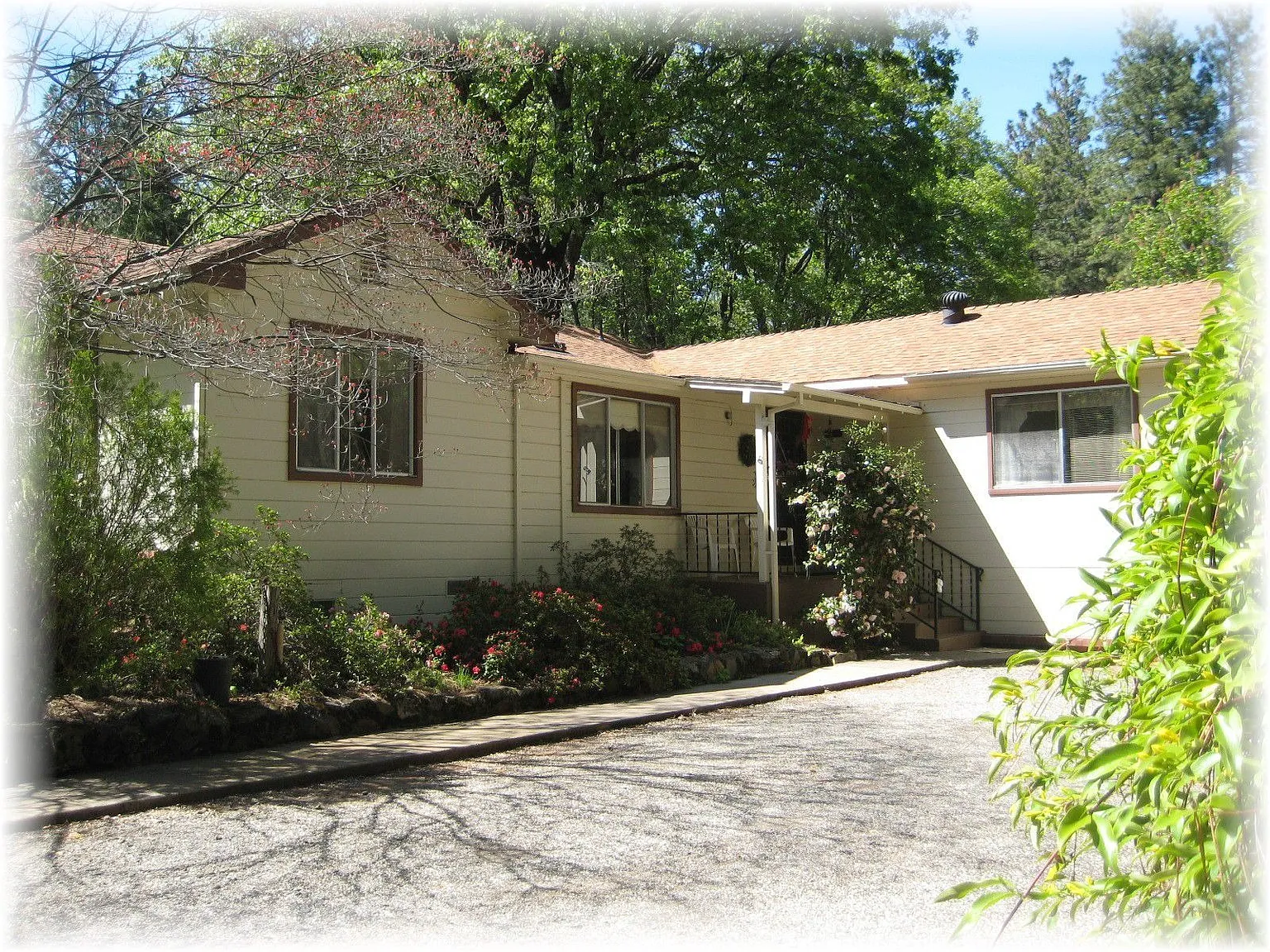 1797 Stark Ln photo 1