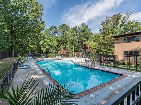 7831 Enola St, Mc Lean, VA 22102