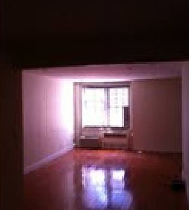 2nd image of 525 Ocean Pkwy APT 5H