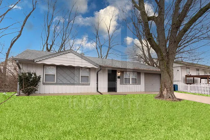 3 bed, 1.0 bath, 936 sqft, $1,500 — Photo 1
