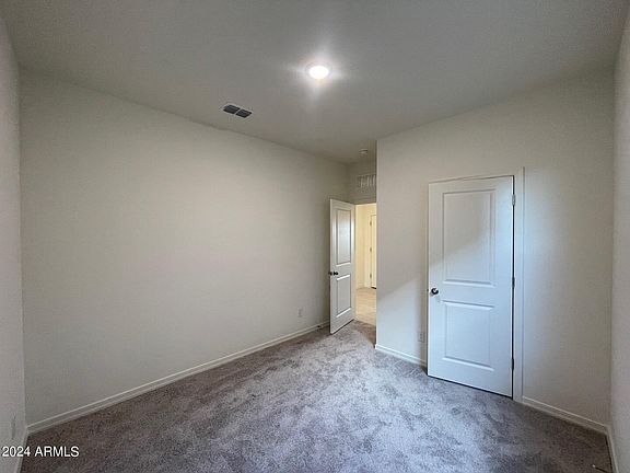 4th image of 2098 E GRAZING MEADOW Lane
