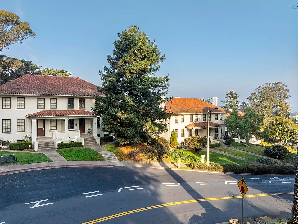 544 Presidio Blvd #B