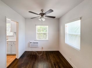 14752 Sylvan St #14754.5, Van Nuys, CA 91411