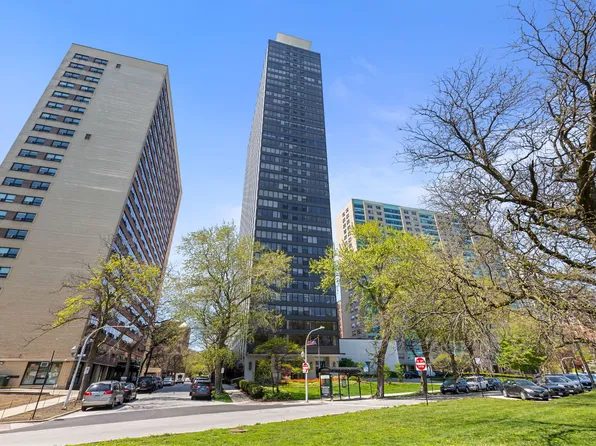 3150 N Lake Shore Dr APT 30C, Chicago, IL 60657
