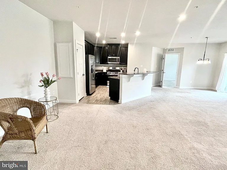 5742 Meadowood St #202 — Photo 8