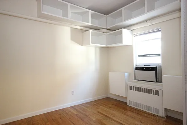 Rented by (Legacy) NY Quality Living Uptown | media 7