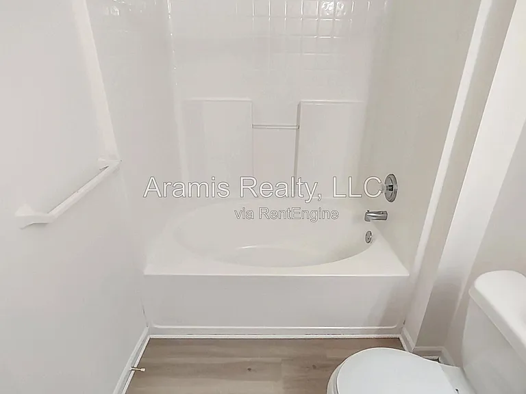 6843 Saganaw Dr — Photo 15