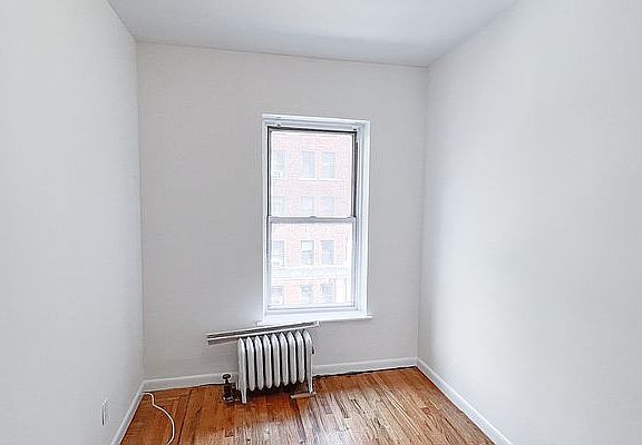 4th image of 118 E 31st St APT 4F
