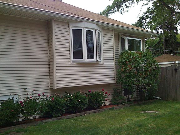 3rd image of 111 N Elroy Ave