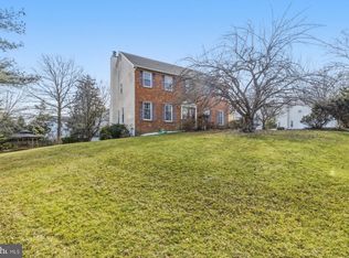 19 Huntress Ct, Lutherville Timonium, MD 21093