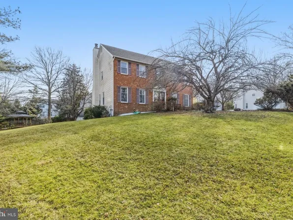 19 Huntress Ct, Lutherville Timonium, MD 21093