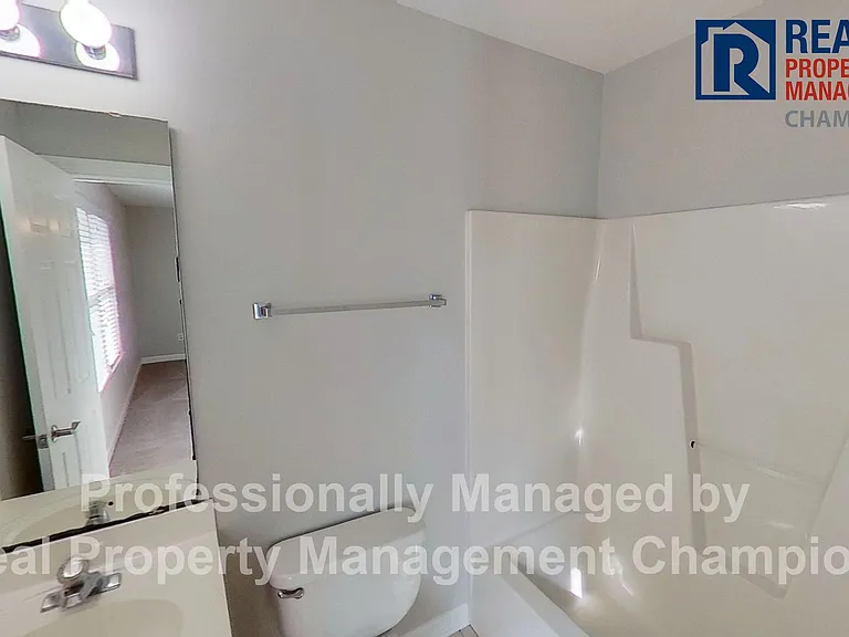 6229 Wrightsville Ave #H — Photo 26