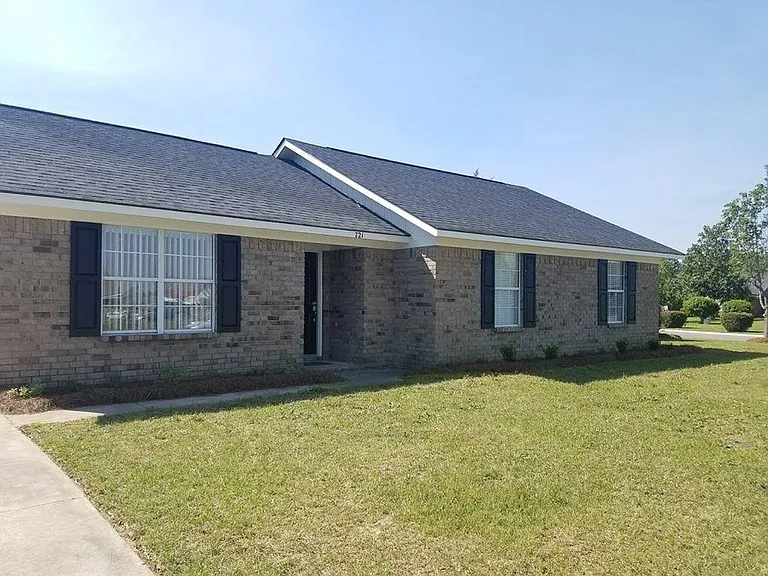 721 Cindy Ln — Photo 31