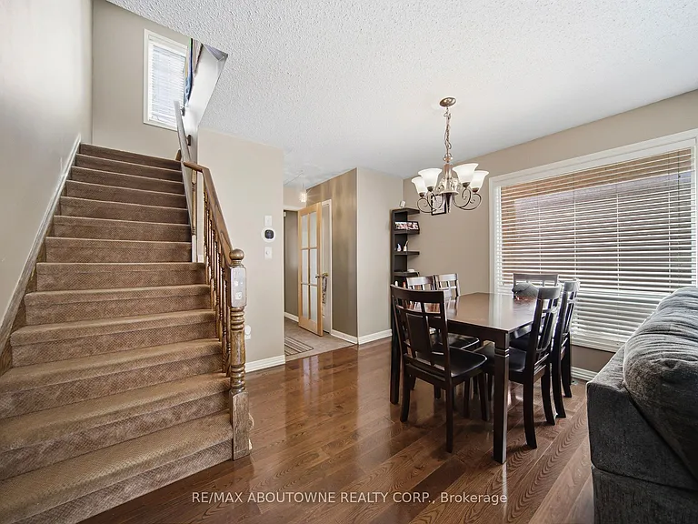 902 Gazley Cir — Photo 7
