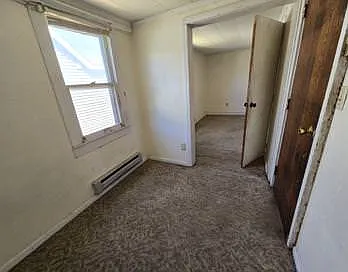 3 bed, $800 — Photo 4