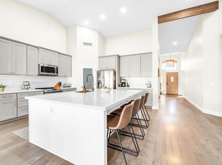 678 W San Angelo St, Gilbert, AZ 85233