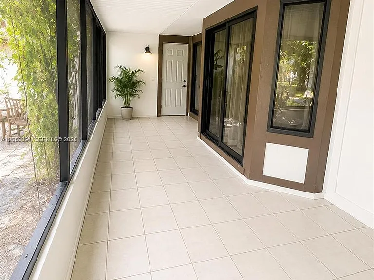 9821 W Elm Ln #9821 — Photo 14