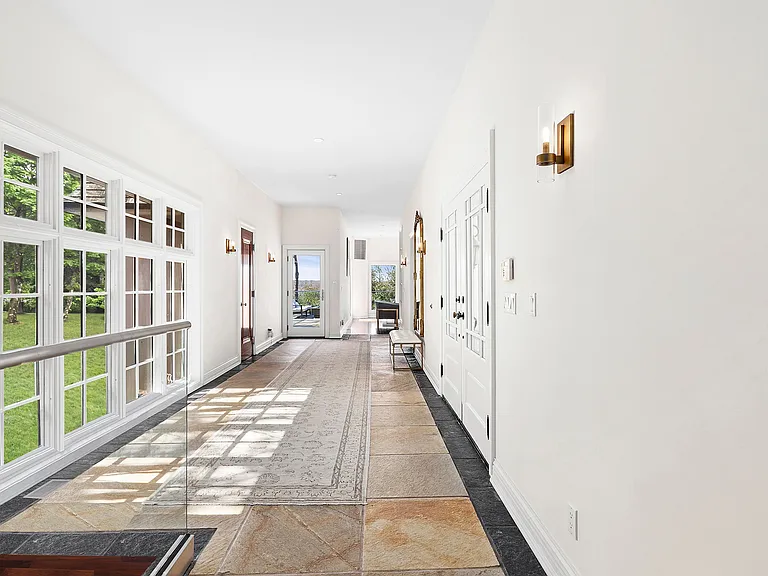 4 Copeces Ln — Photo 11