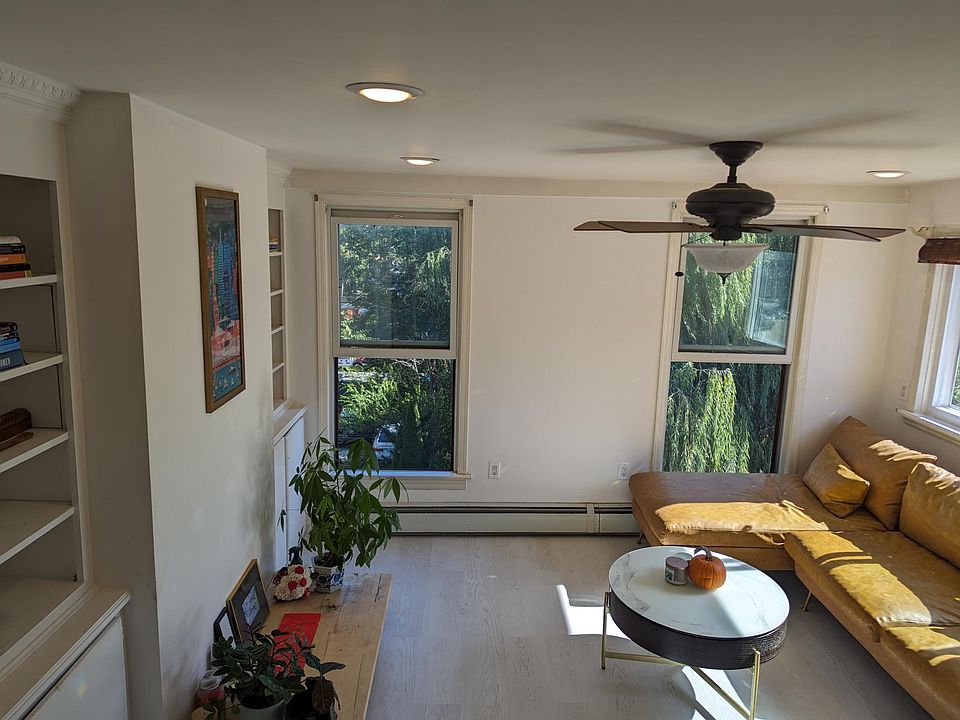 1st image of 119 Monroe Ave #2