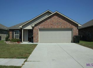 42446 Baystone Ave, Prairieville, LA 70769