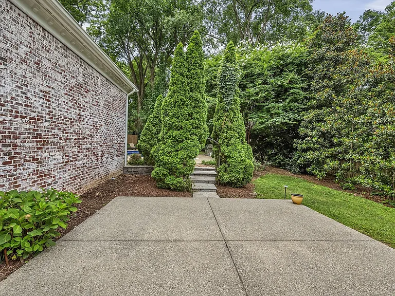 3205 Woodlawn Dr — Photo 47