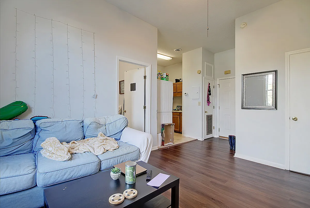 2 bed, $2,300 — Photo 3