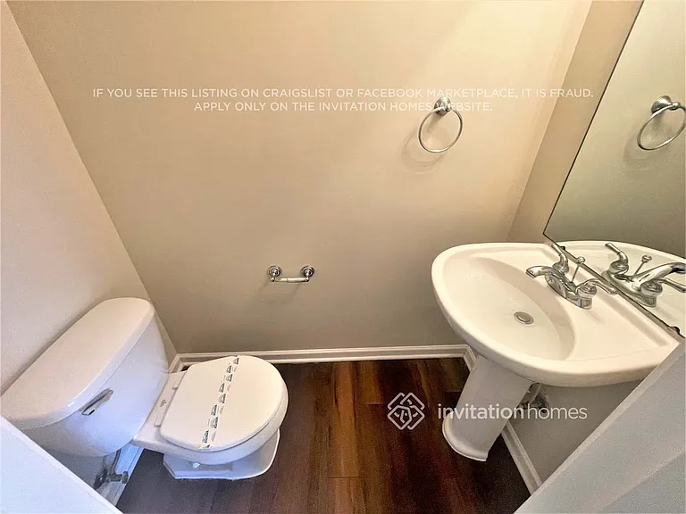 942 Ramsgate Dr SW — Photo 16