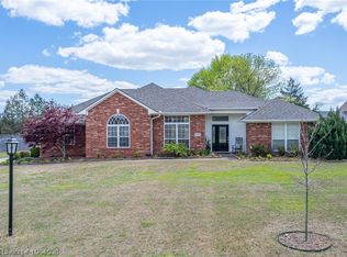 6510 Fieldcrest Dr, Fort Smith, AR 72916