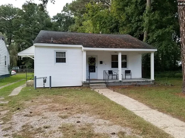 212 Dupuy Ave, Colonial Heights, VA 23834