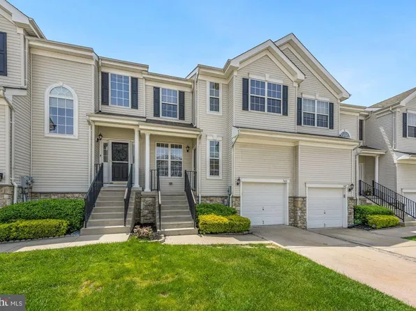 345 Huntington Dr, Delran, NJ 08075
