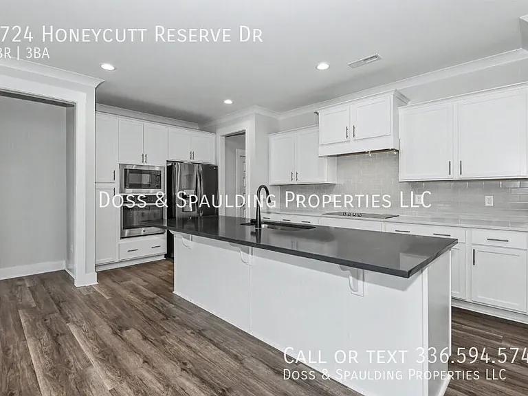 6724 Honeycutt Reserve Dr — Photo 11