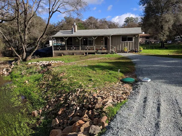 7231 Baldwin St, Valley Springs, CA 95252