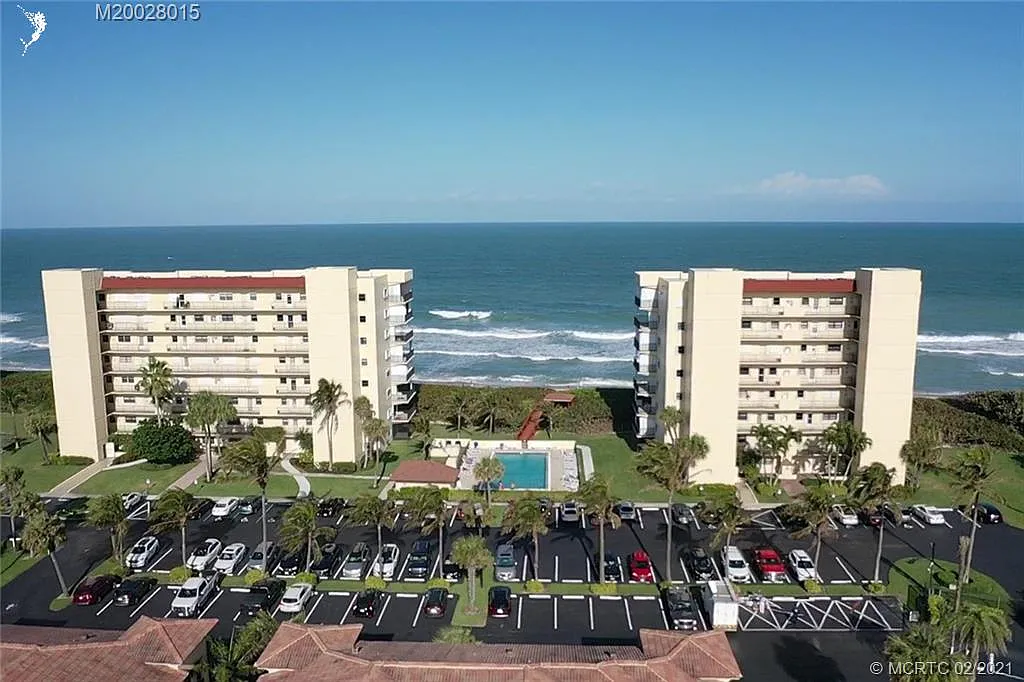 2 bed, 2.0 bath, 1053 sqft, $3,200 — Photo 3