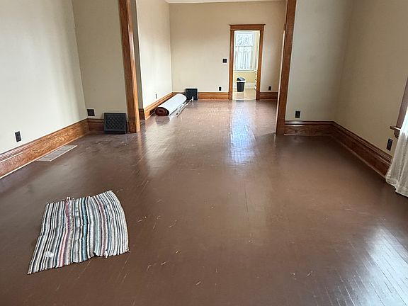 5th image of 114 N Summit Ave #114B