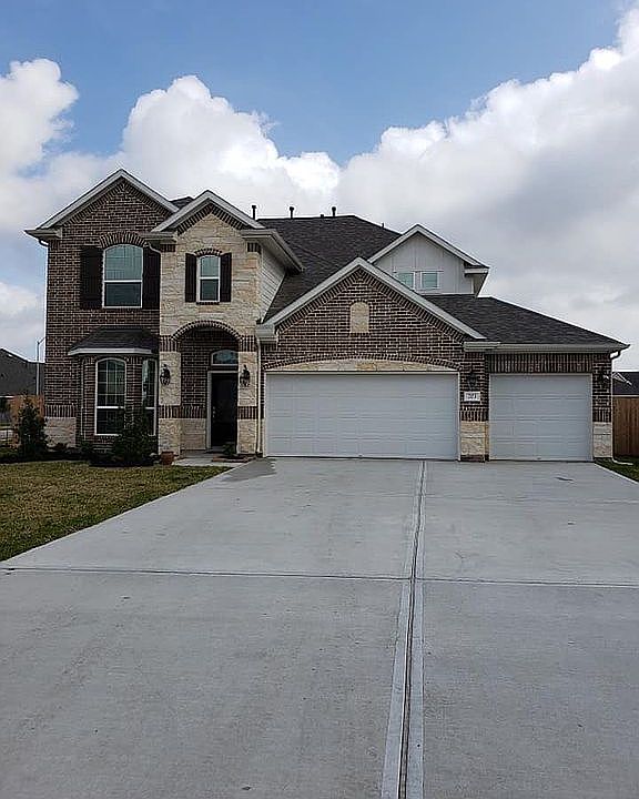 1st image of 203 San Jacinto Dr