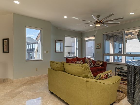5th image of 6101 Laguna Cir N