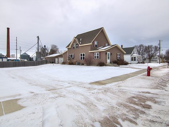 5th image of 1521 Martin Road
