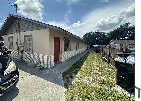 153 Varner Dr SW