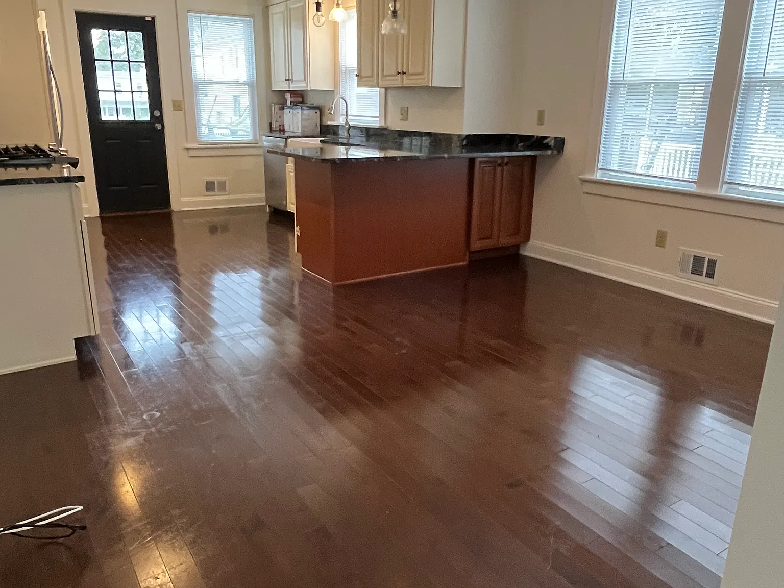2 bed, 1.5 bath, $2,450 — Photo 3