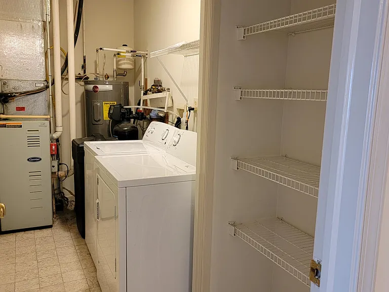 2097 Shady Oak Dr — Photo 22