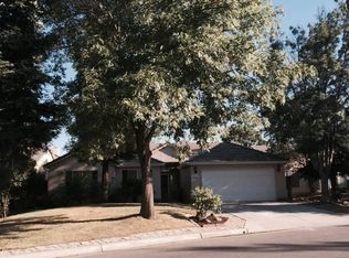 2639 E Yeargin Dr, Fresno, CA 93720