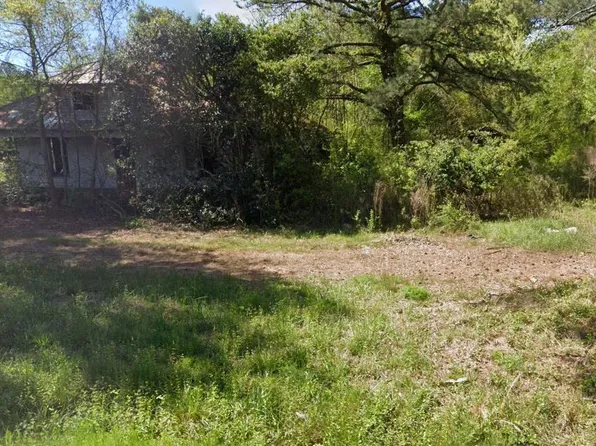 2444 New Hope Road, La Grange, NC 28551