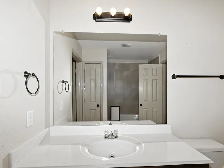 3905 Vista Mar Dr — Photo 19